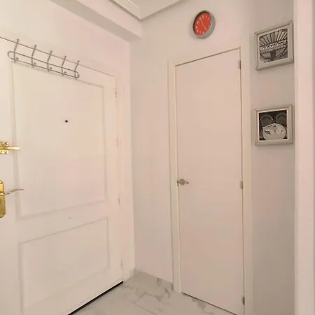 Locos Calle Oslo 8 Апартаменти *